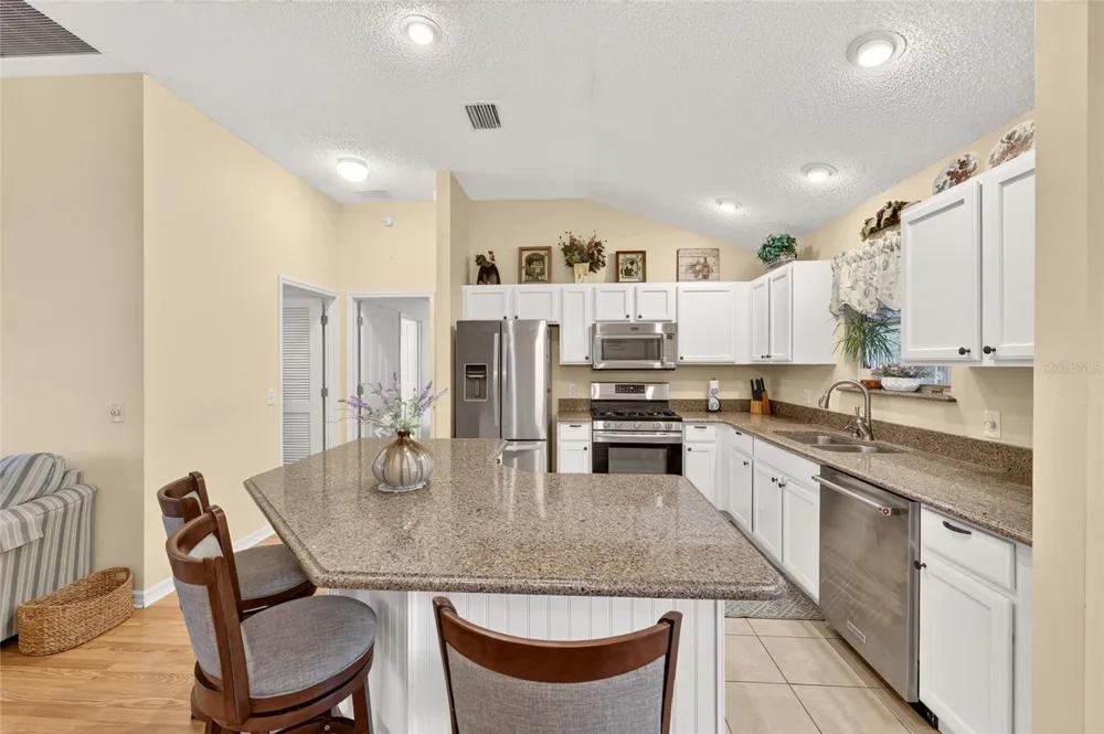 16947 SE 93RD CUTHBERT CIRCLE The Villages, FL 32162