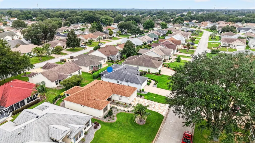 16947 SE 93RD CUTHBERT CIRCLE The Villages, FL 32162