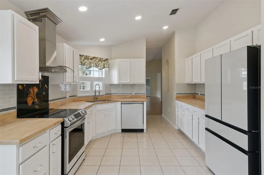 205 BELL TOWER CROSSING WEST Poinciana, FL 34759