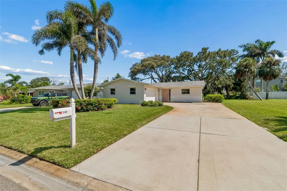 114 8TH STREET Belleair Beach, FL 33786