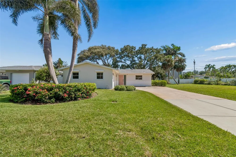 114 8TH STREET Belleair Beach, FL 33786