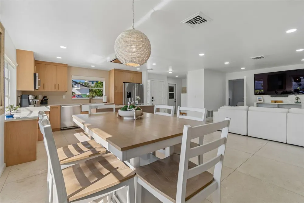 114 8TH STREET Belleair Beach, FL 33786