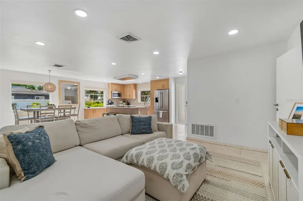 114 8TH STREET Belleair Beach, FL 33786