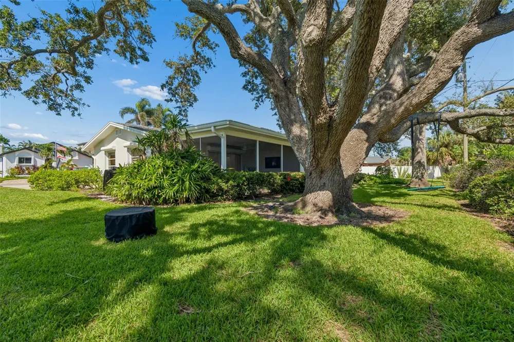 114 8TH STREET Belleair Beach, FL 33786