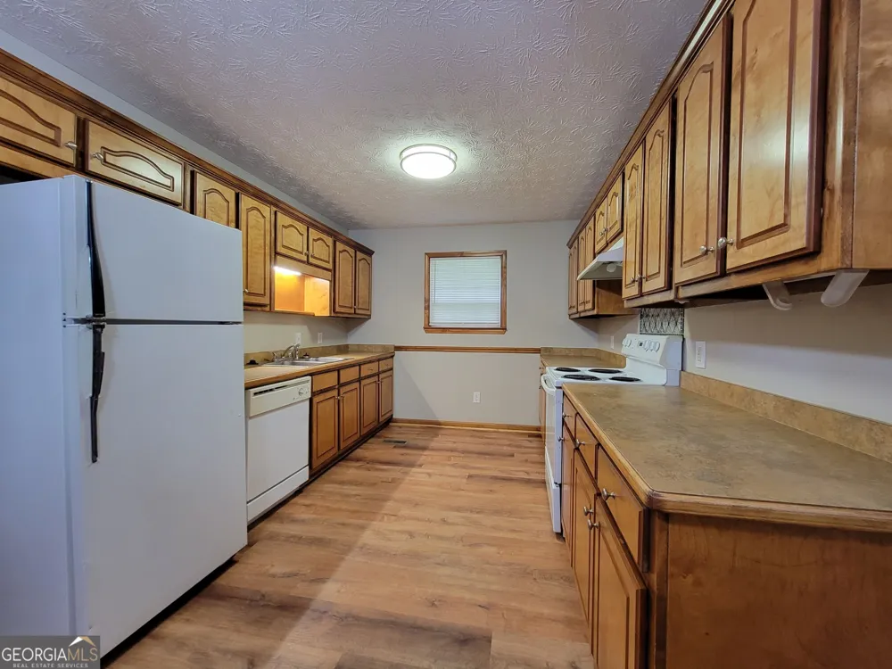 522 Carl Cedar Hill RD Winder, GA 30680