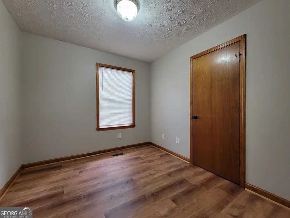 522 Carl Cedar Hill RD Winder, GA 30680