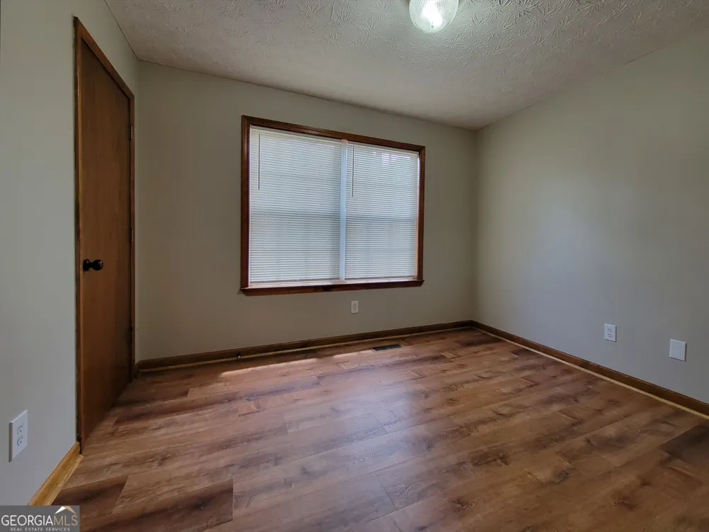 522 Carl Cedar Hill RD Winder, GA 30680