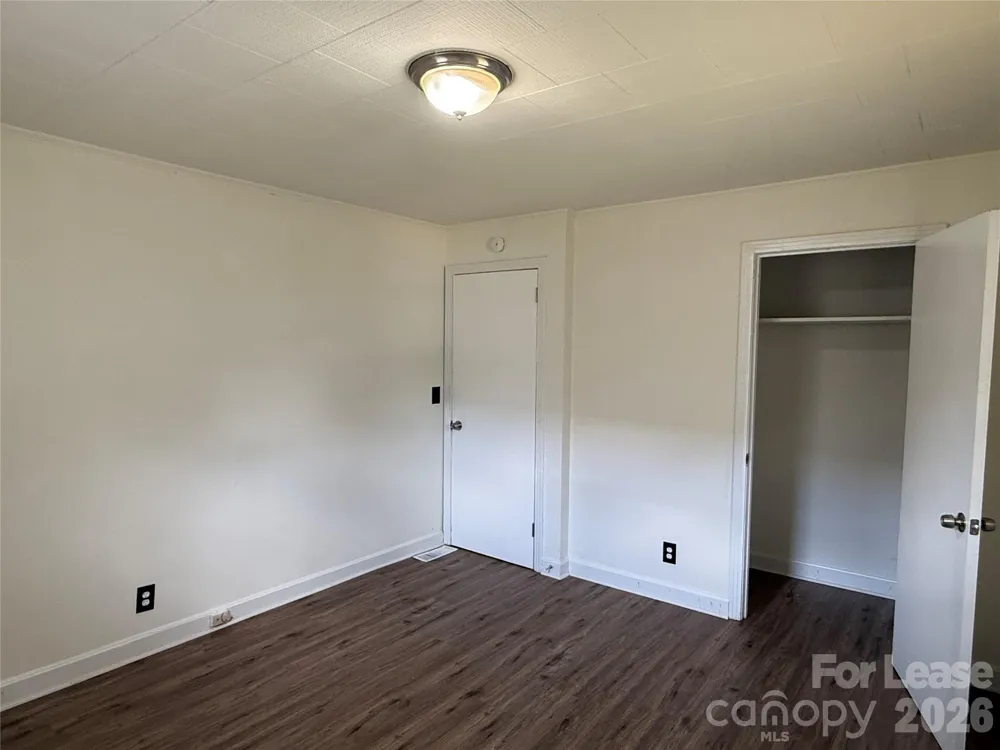 6009 Monteith Drive Charlotte, NC 28213