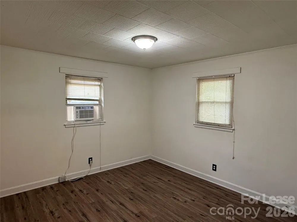 6009 Monteith Drive Charlotte, NC 28213