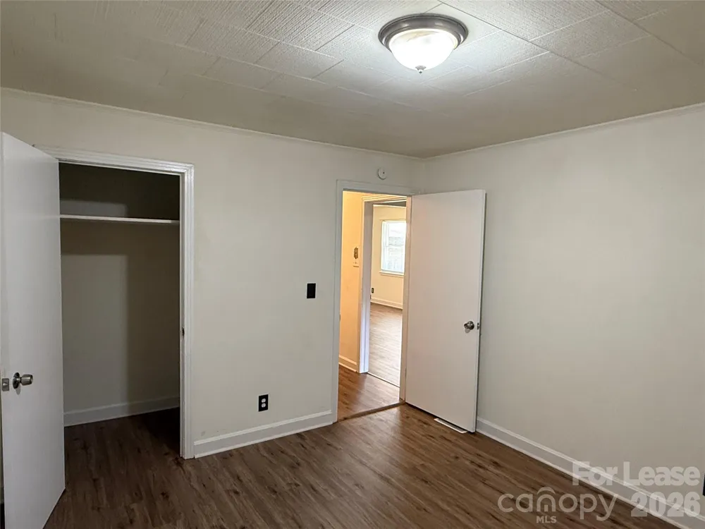 6009 Monteith Drive Charlotte, NC 28213