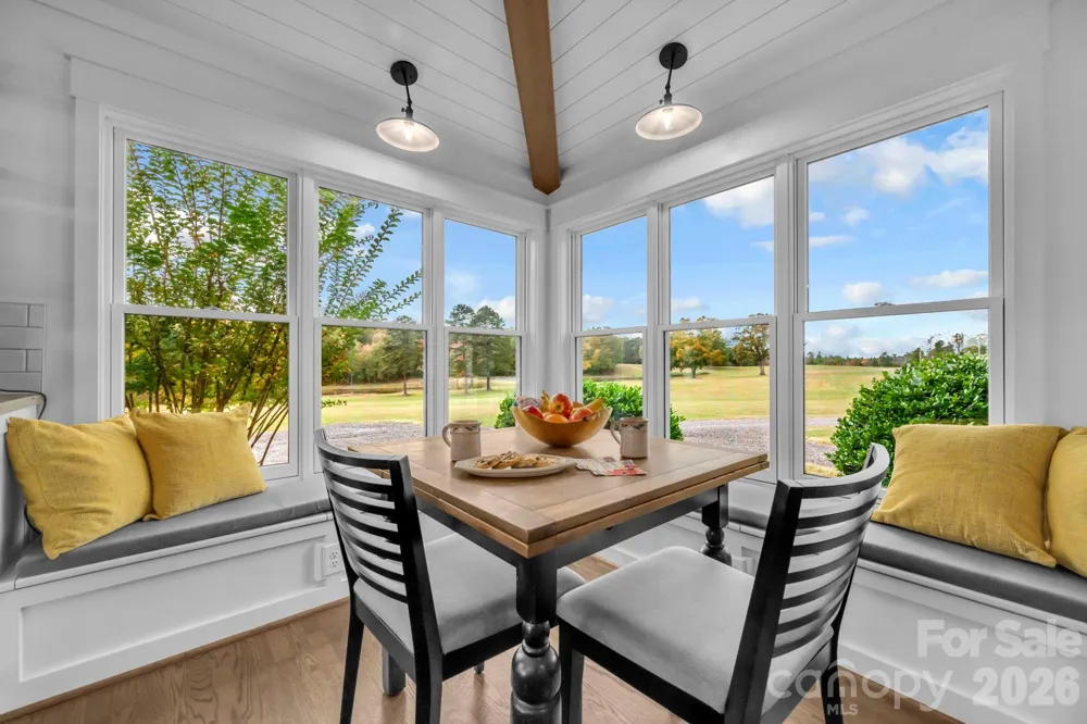 1260A Beaver Island Trail Road Walnut Cove, NC 27052