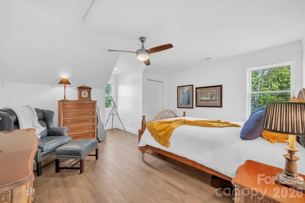 1260A Beaver Island Trail Road Walnut Cove, NC 27052