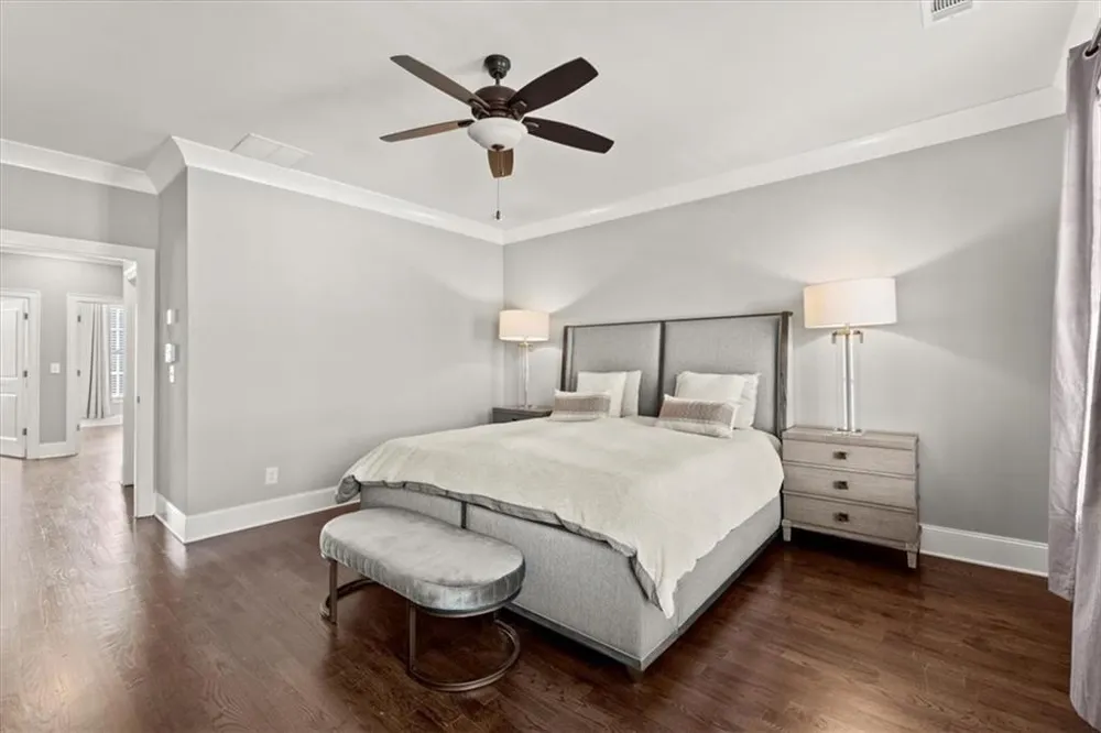 160 Clover Court Roswell, GA 30075