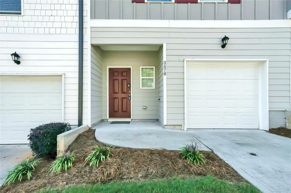 3470 Lakeview Creek Stonecrest, GA 30038