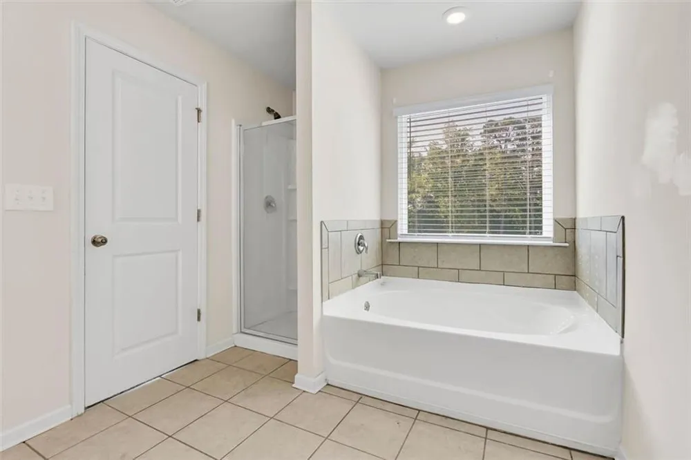 3470 Lakeview Creek Stonecrest, GA 30038