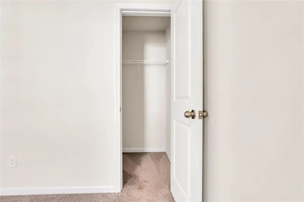 3470 Lakeview Creek Stonecrest, GA 30038
