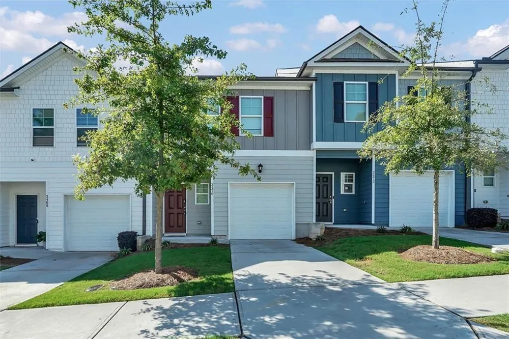 3470 Lakeview Creek Stonecrest, GA 30038