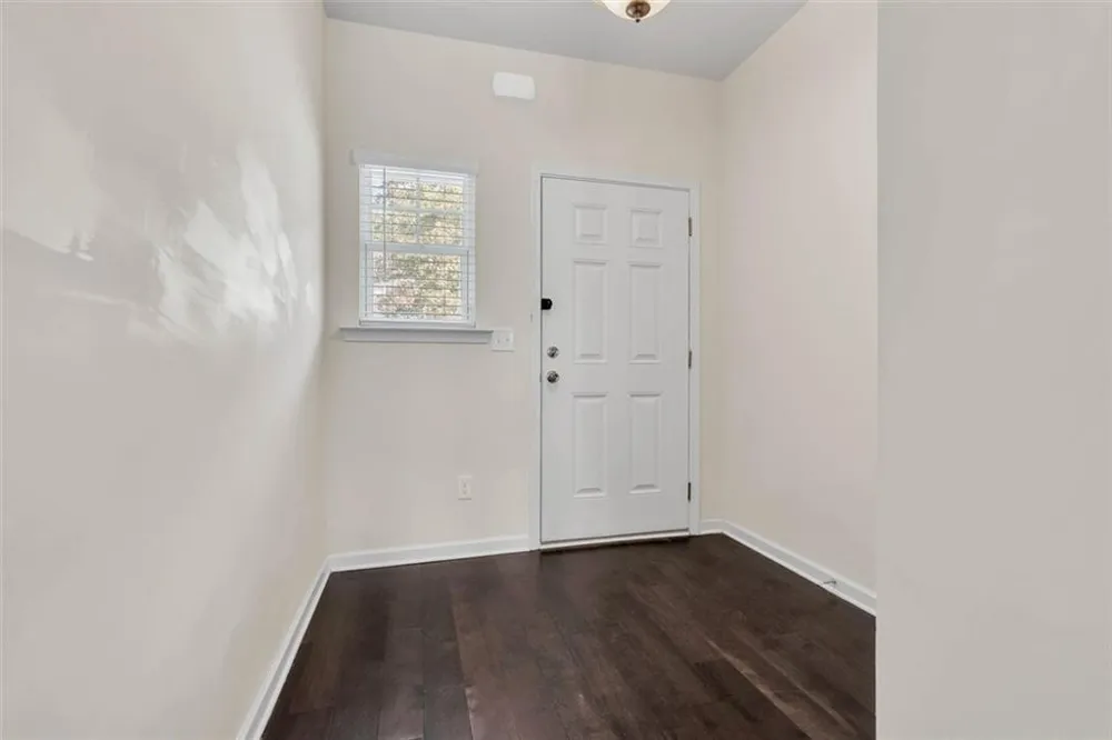 3470 Lakeview Creek Stonecrest, GA 30038