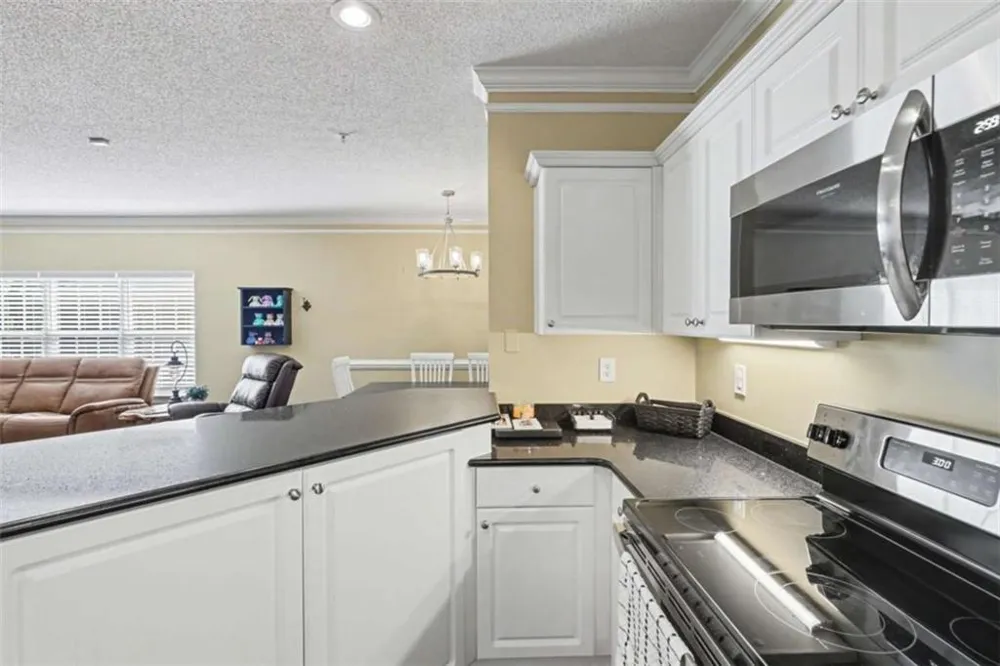 146 Gleneagle Court #202E Clayton, GA 30525