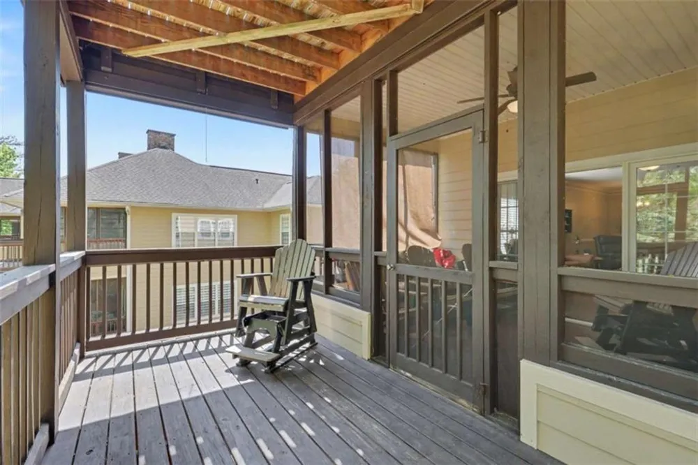 146 Gleneagle Court #202E Clayton, GA 30525