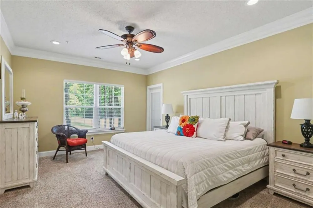 146 Gleneagle Court #202E Clayton, GA 30525