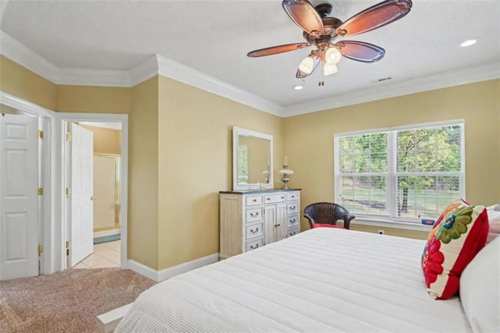 146 Gleneagle Court #202E Clayton, GA 30525