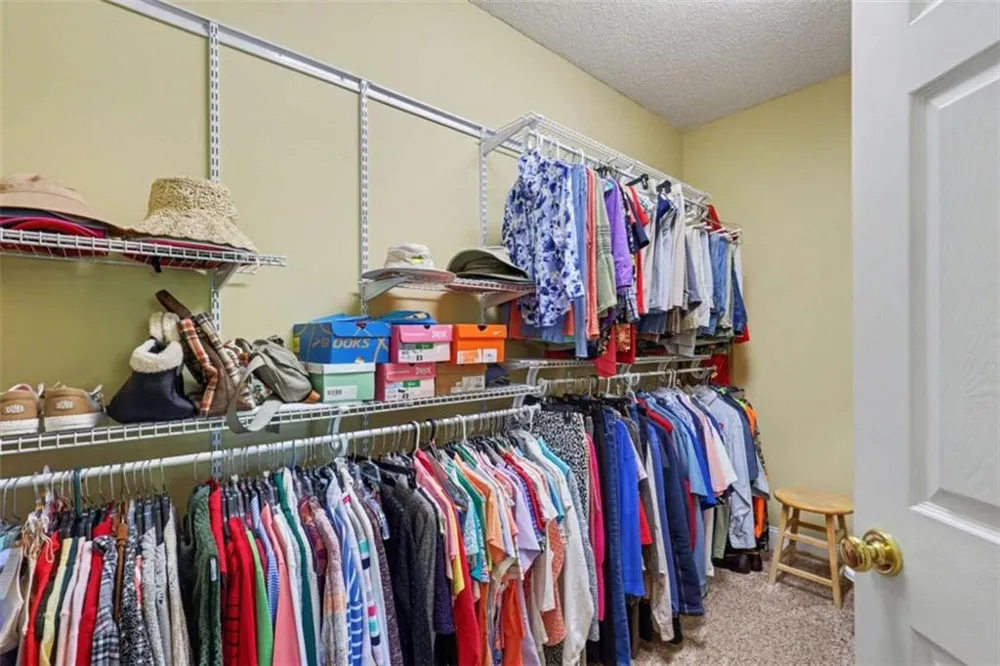 146 Gleneagle Court #202E Clayton, GA 30525