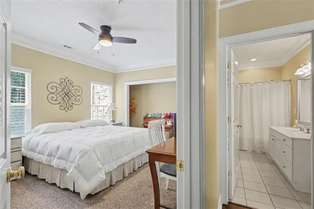 146 Gleneagle Court #202E Clayton, GA 30525