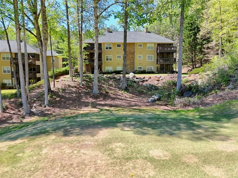 146 Gleneagle Court #202E Clayton, GA 30525
