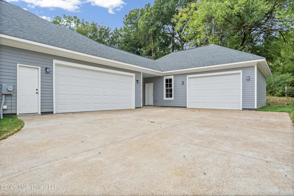 2133 Timber Lane Hernando, MS 38632