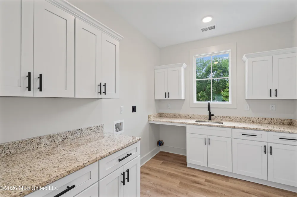 2133 Timber Lane Hernando, MS 38632