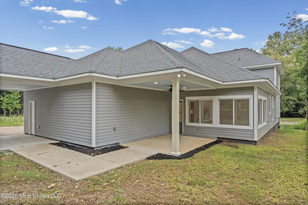 2133 Timber Lane Hernando, MS 38632