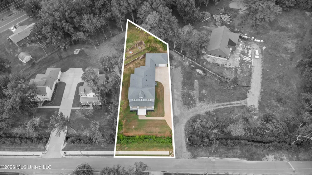 2133 Timber Lane Hernando, MS 38632