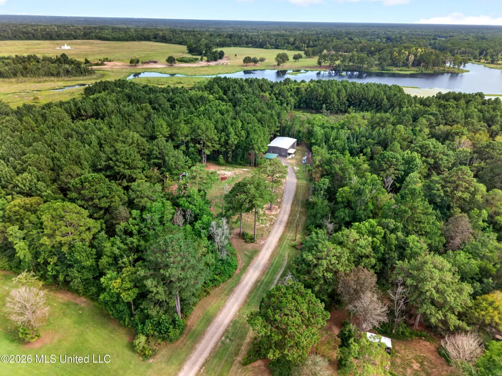 90 Boaz Place Picayune, MS 39466