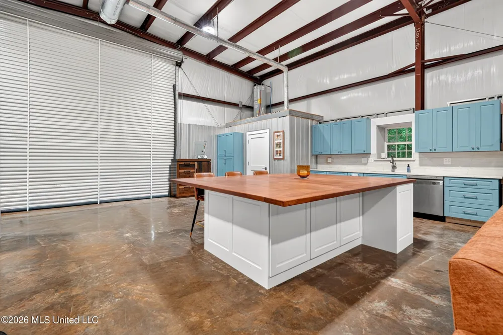 90 Boaz Place Picayune, MS 39466