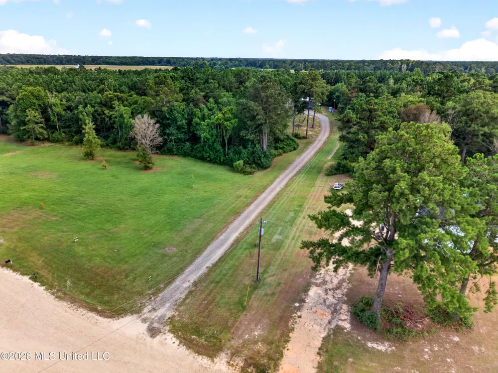90 Boaz Place Picayune, MS 39466