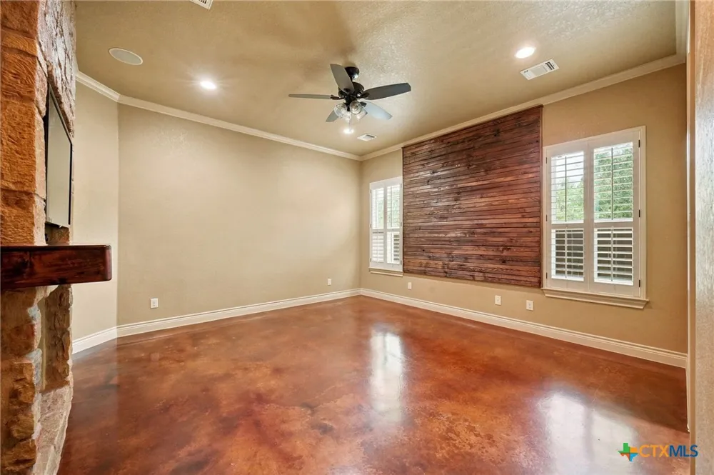 920 Gruene Spring New Braunfels, TX 78130