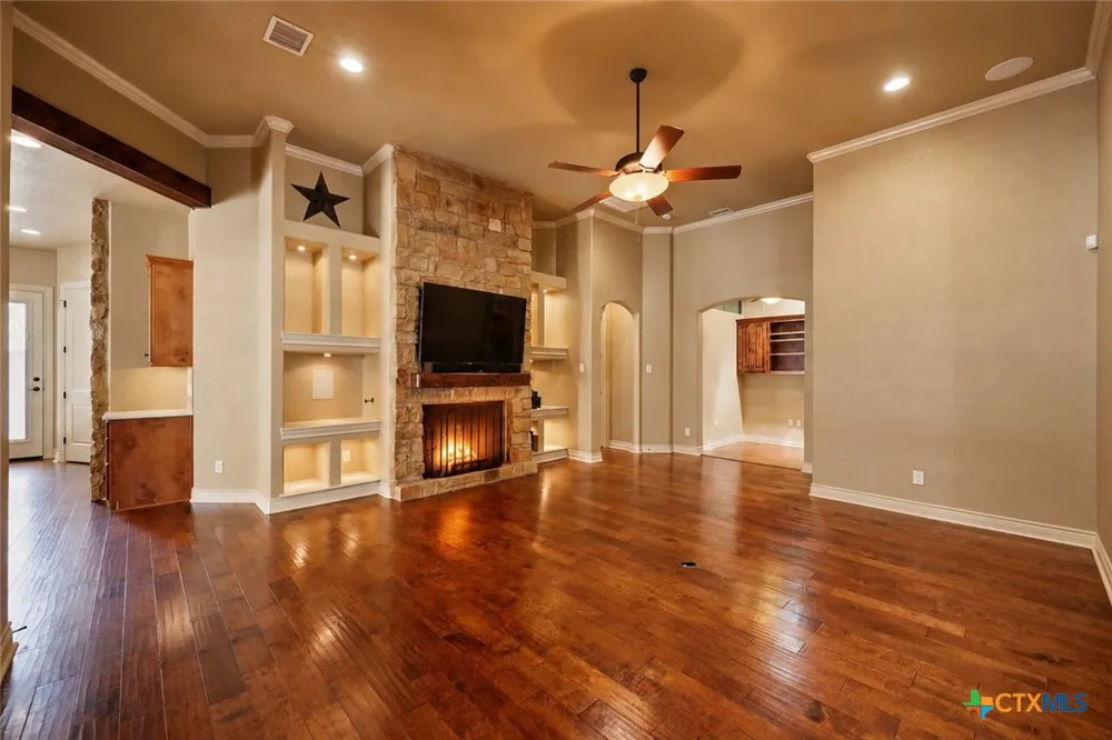 920 Gruene Spring New Braunfels, TX 78130