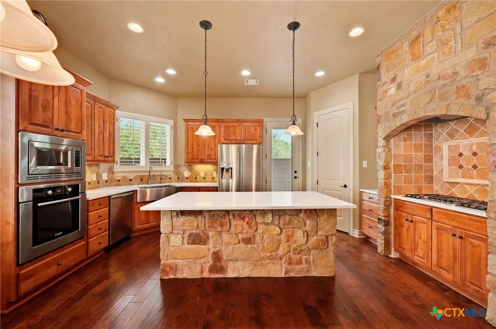 920 Gruene Spring New Braunfels, TX 78130