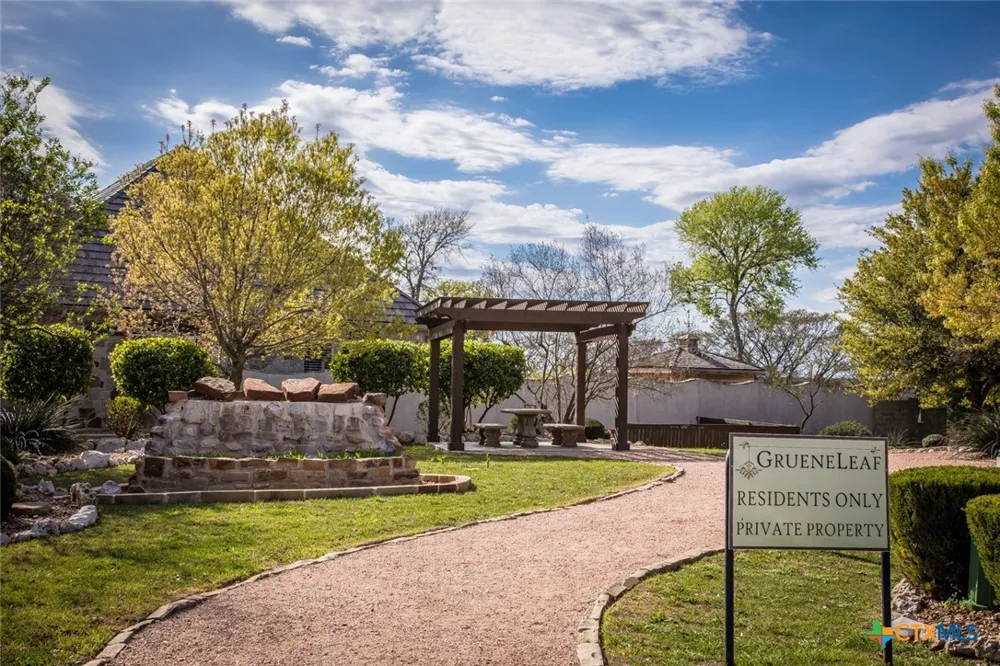 920 Gruene Spring New Braunfels, TX 78130