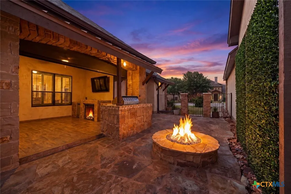 920 Gruene Spring New Braunfels, TX 78130