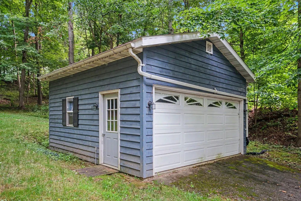 400 W Jackson Street Augusta, MI 49012
