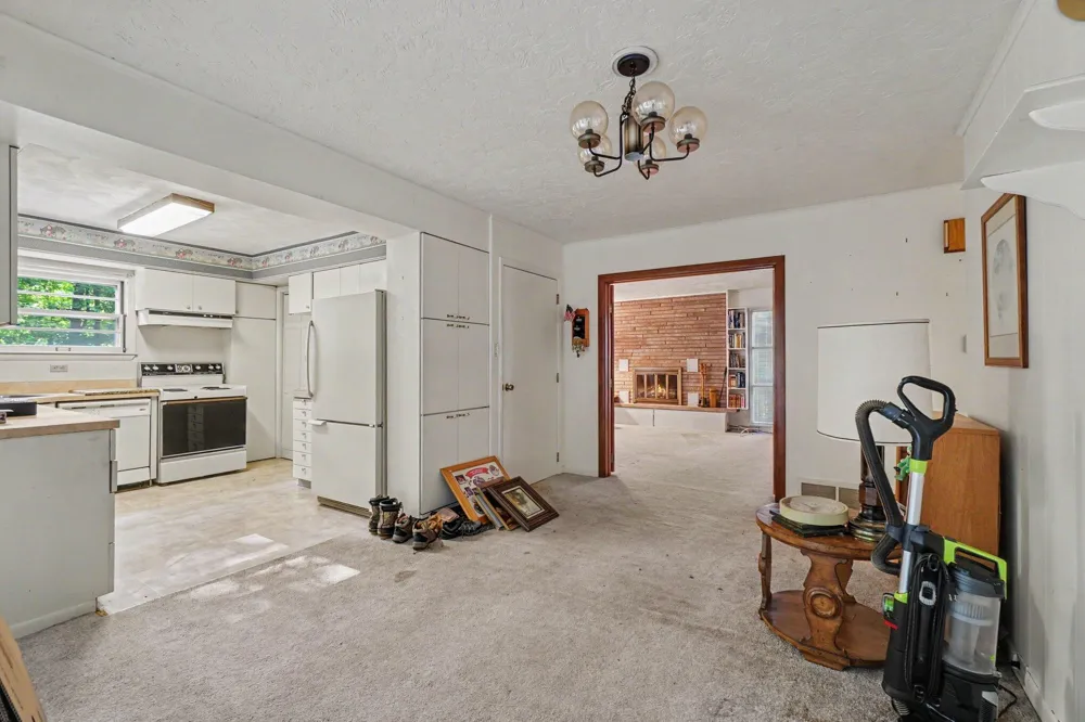 400 W Jackson Street Augusta, MI 49012