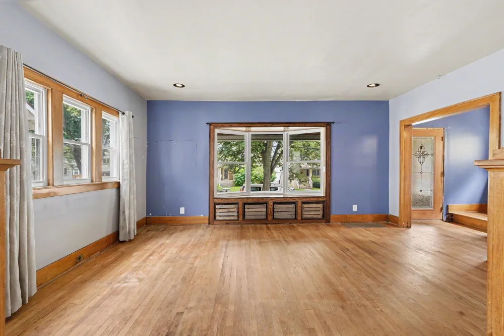 1216 Hovey Street SW Grand Rapids, MI 49504