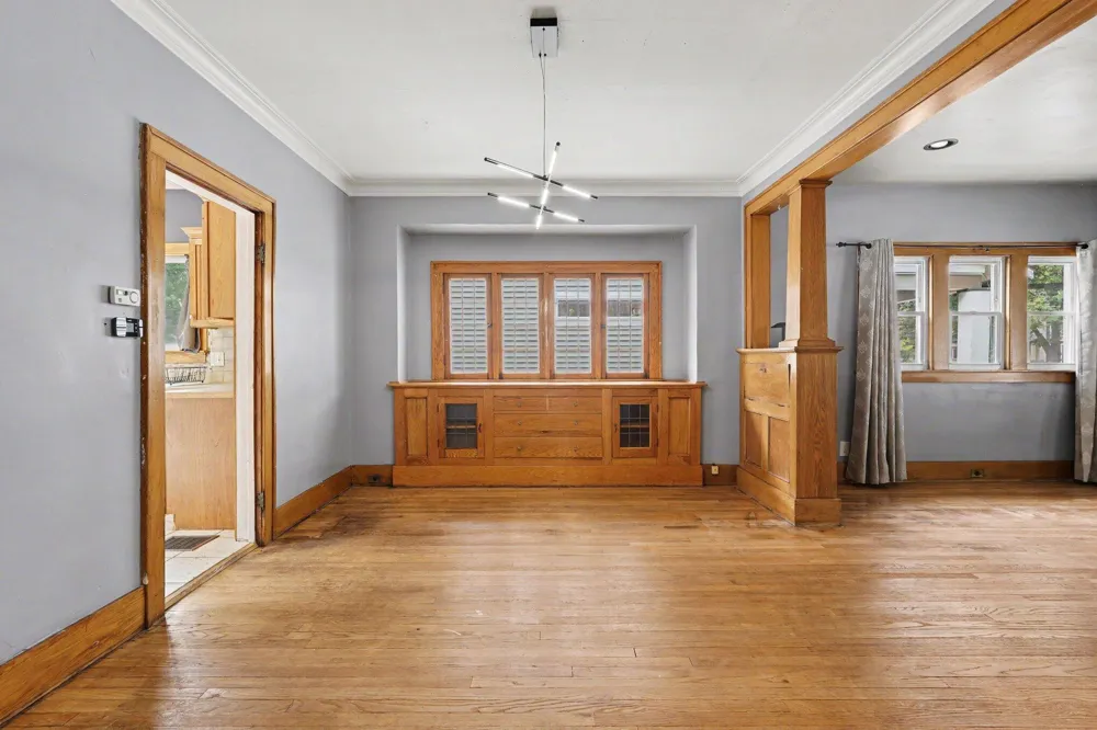 1216 Hovey Street SW Grand Rapids, MI 49504