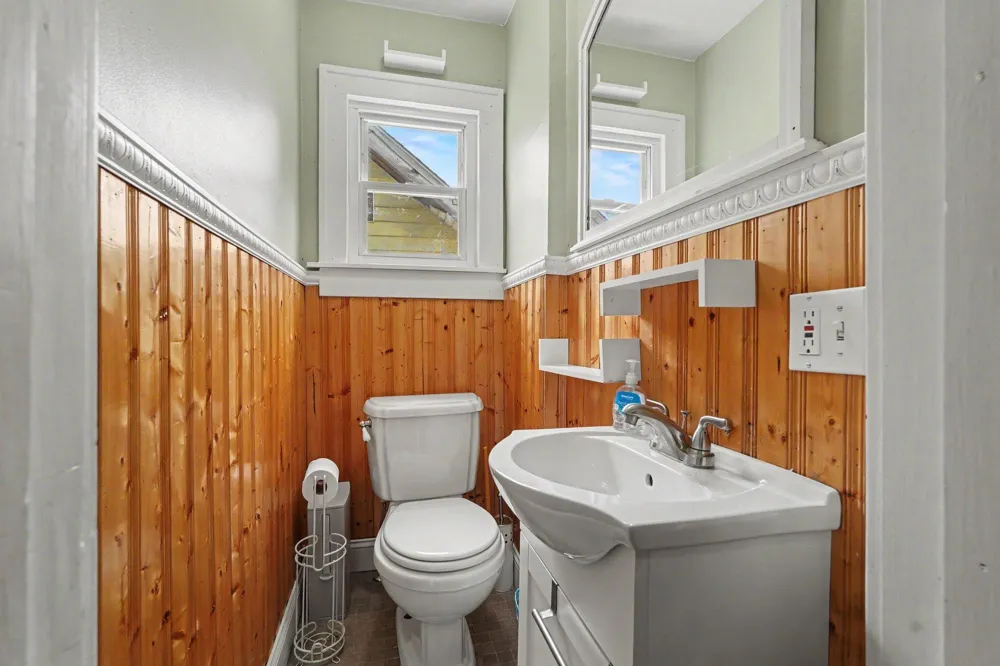 1216 Hovey Street SW Grand Rapids, MI 49504