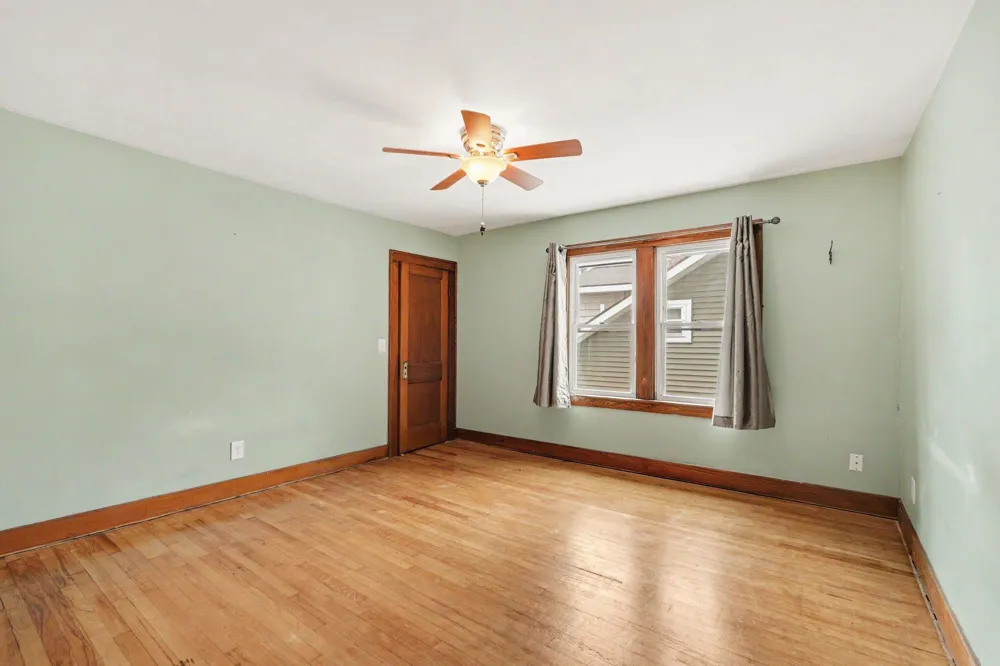 1216 Hovey Street SW Grand Rapids, MI 49504