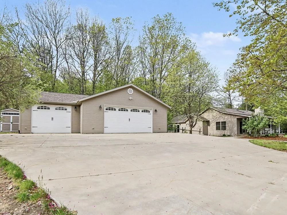9103 W Ranger Road Mears, MI 49436
