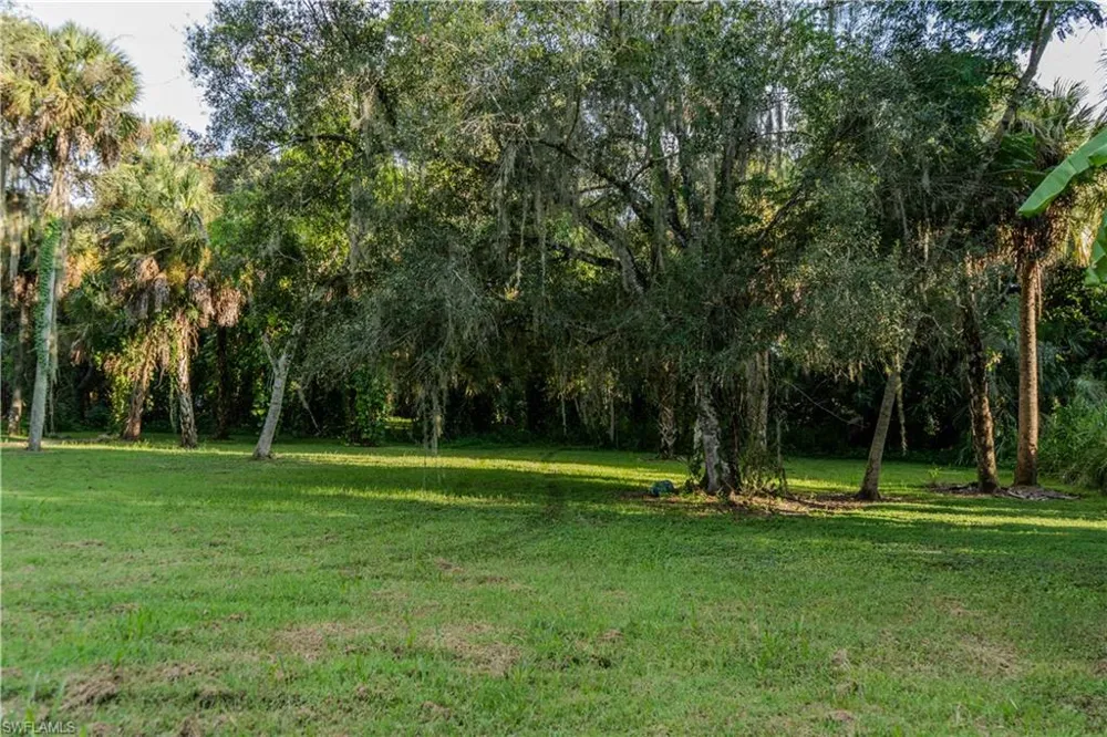 780 Washington Ave Labelle, FL 33935