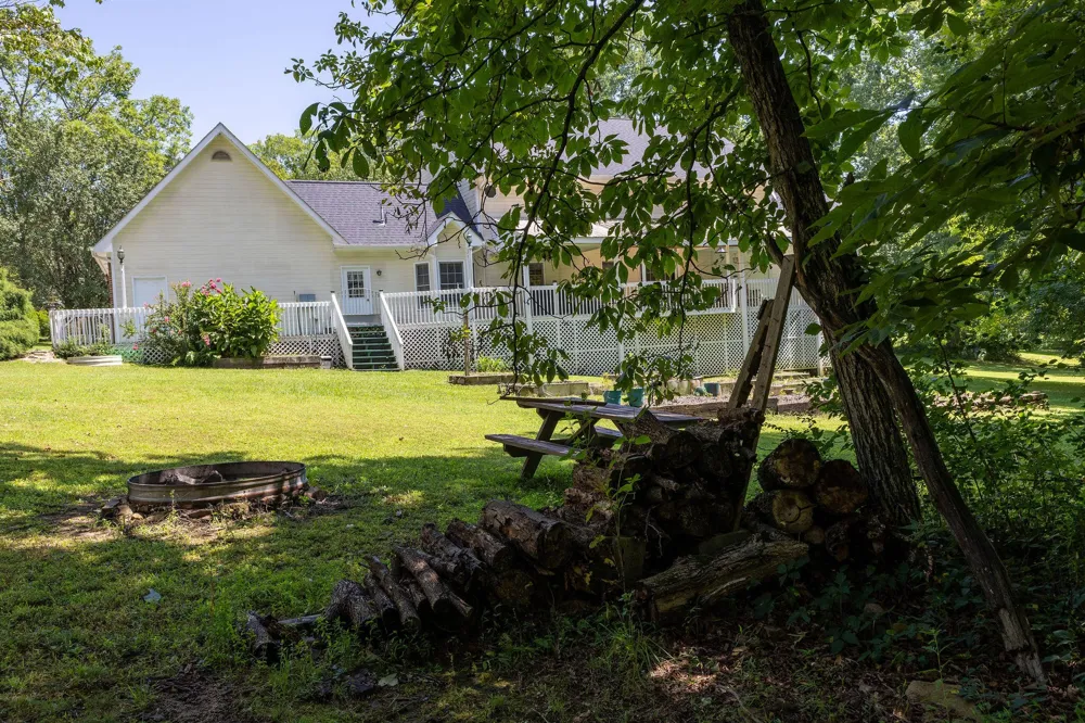 443 Tigues Creek Road Dayton, TN 37321